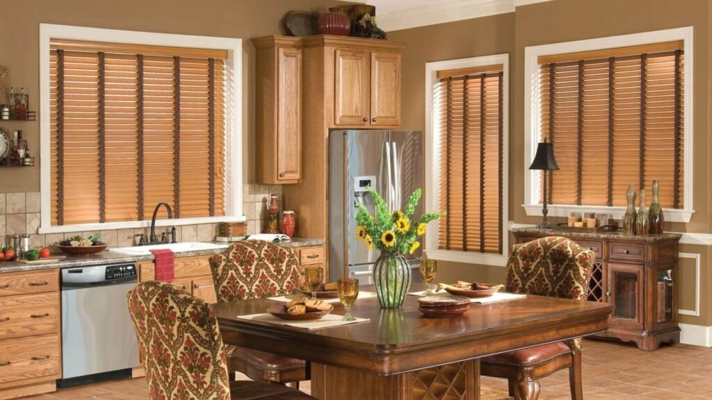 What Sets Wooden Venetian Blinds Apart in Dubai?
