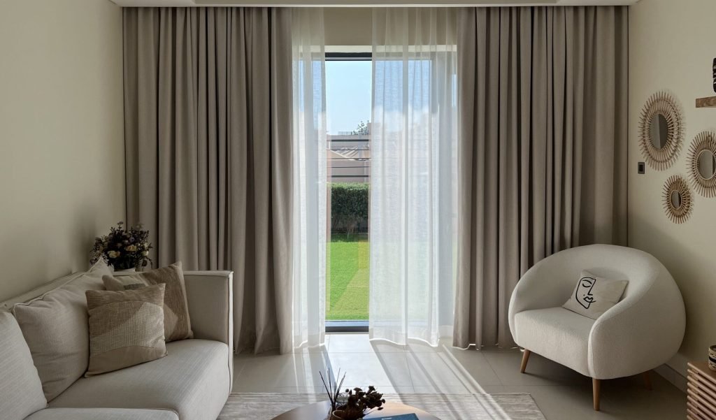 Choosing the Right Fabric for Blackout Curtains in Dubai Bedrooms for Optimal Sleep