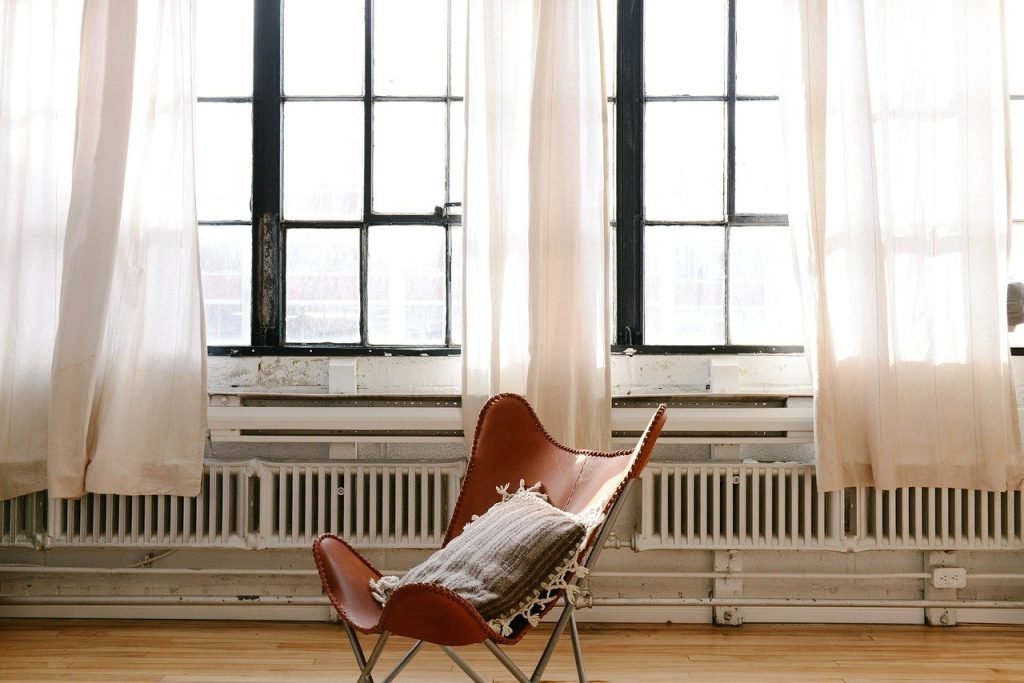 5 Signs It’s Time to Break Up with Your Old Curtains